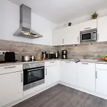 In With 1 Bedroom Σπίτι διακοπών